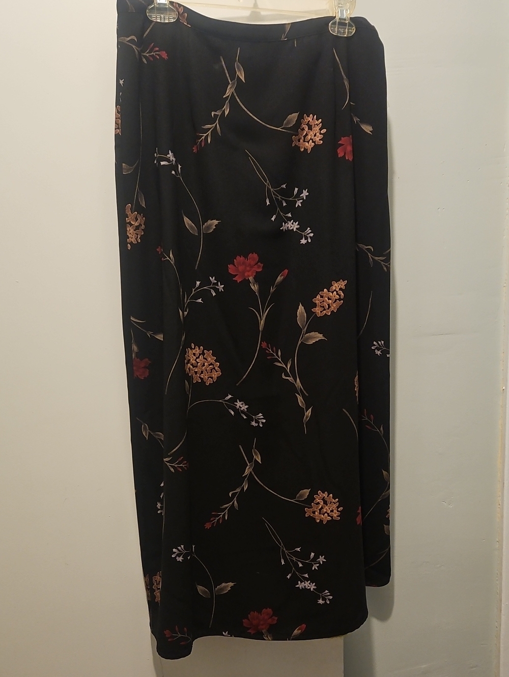 jcpenney Black Maxi Skirt with Red and Tan Floral Print